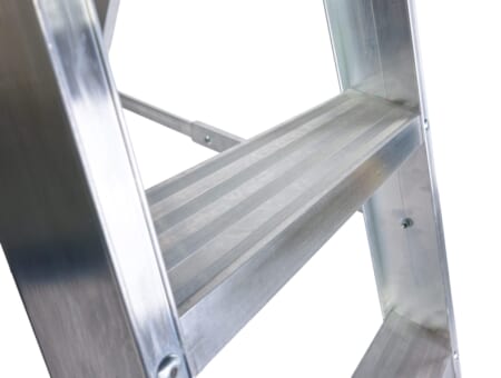 Lyte MagnaStep Aluminium Swingback Steps - Image 14