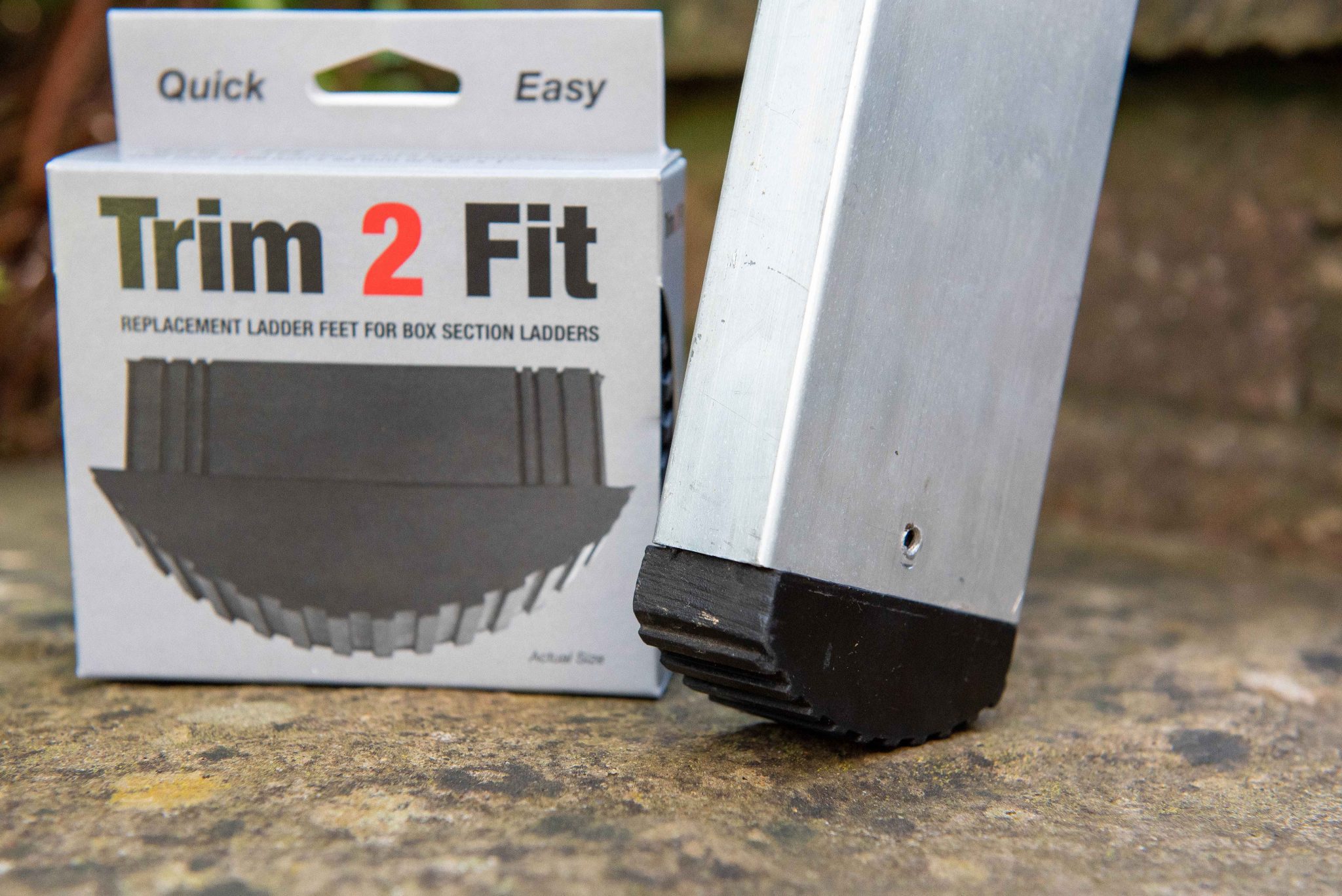 Laddermat Universal Trim2Fit Rubber Feet for Box Section Ladders - Image 2