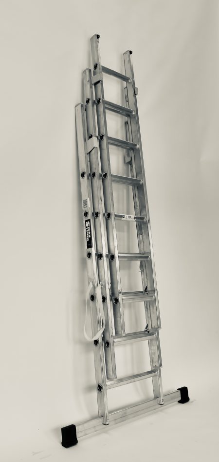 Sterk Systems Aluminium Triple Extension Ladder