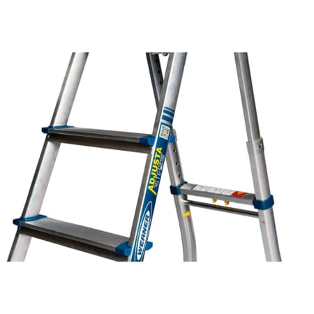 Werner Adjustastep Pro Aluminium Step Ladder - Image 17